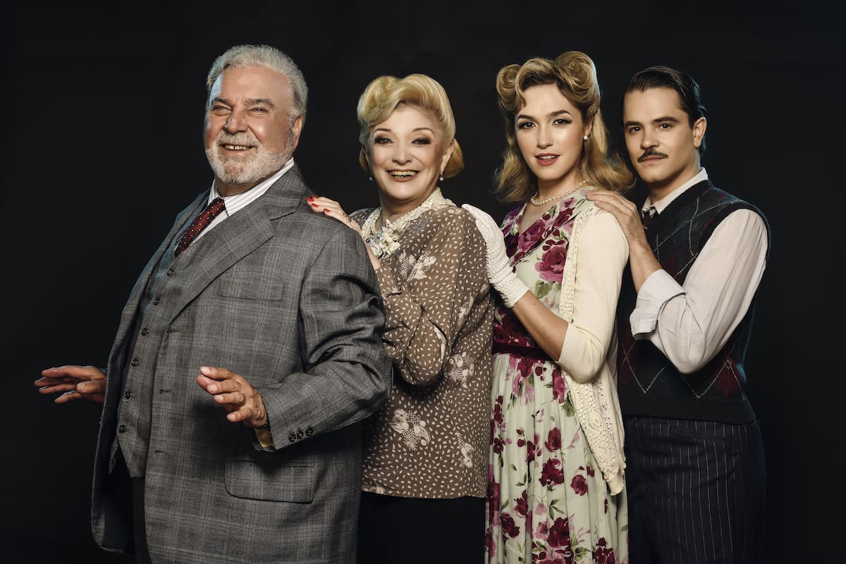 En el C.C. 25 de Mayo se estrena una versión teatral del film que lanzó a la diva