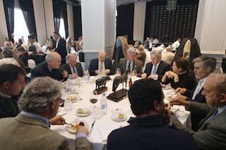 El posible cambio en el financiamiento del instituto que promociona la carne se coló en un selecto almuerzo en la Rural