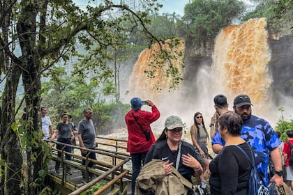 Por qué hay una “palabra prohibida” para hablar de las Cataratas del Iguazú, que están más potentes que nunca