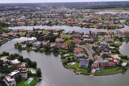 En el complejo Nordelta, los delincuentes ingresaron en tres propiedades