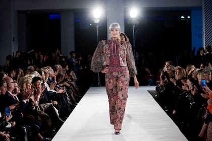 En el desfile de Gino Bogani, en la Semana de la Alta Costura