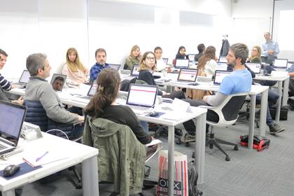 En el Digital Talent Program van los especialistas de RR.HH a adquirir las habilidades para incorporar herramientas digitales a sus estrategias tradicionales de comunicación