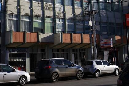 En el edificio Galería, donde Kirchner tuvo su estudio en los 80, están los departamentos