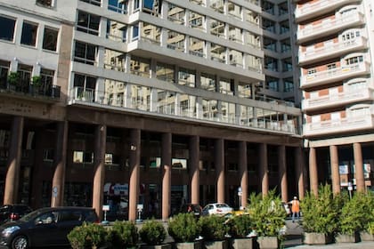 En el Edificio Plaza Mayor funcionará el Centro de Estudios de la USAL en Montevideo