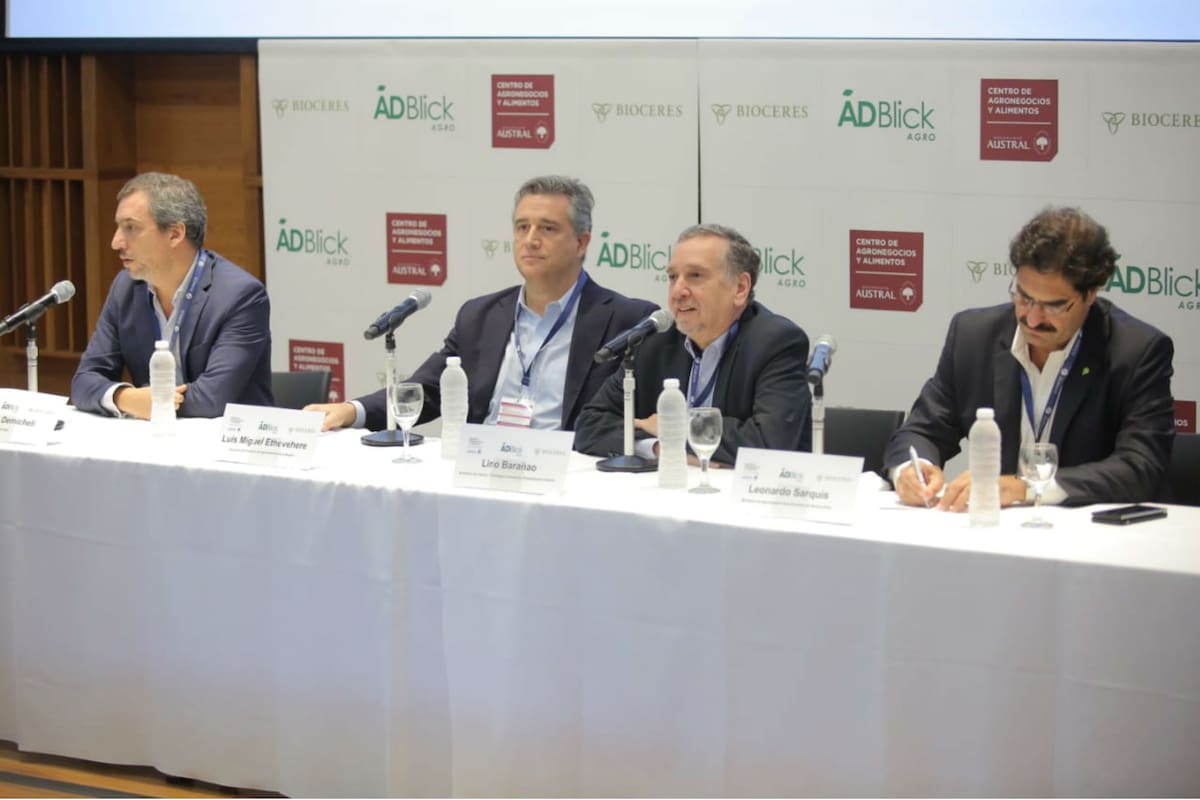 En el encuentro de Reflexión Argentina Visión 2020/40, organizado por la firma ADBlick Agro, los expositores del panel Demicheli, Etchevehere, Barañao y Sarquís,
