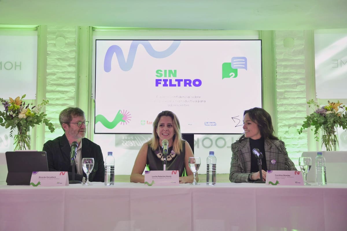 En el evento de lanzamiento se la iniciativa se detallaron los alcances del programa y las 20 farmacias que ofrecerán el servicio a niños y adolescentes