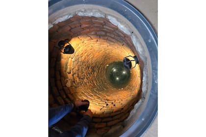 En el fondo del pozo, encontraron agua