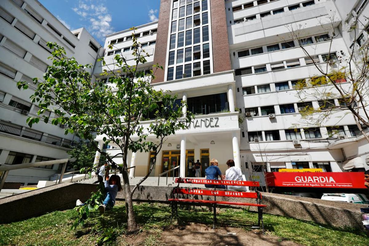 En el Hospital Fernández funciona la única unidad en su tipo en el país que brinda cuidados respiratorios no invasivos para pacientes críticos