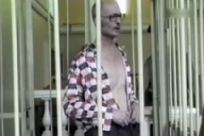 En el juicio, el carnicero de Rostov exhbió su cuerpo y comenzó a gritar improperios, con la intención de hacerse pasar por loco, algo que no le funcionó