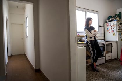 En el llamado “ingreso tardío a la adultez”, cada vez son más los que reciben algún tipo de ayuda económica de sus padres y algunos, incluso, aún viven en la casa paterna: ¿cómo funcionan estas nuevas dinámicas intergeneracionales?