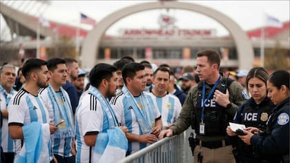 En el marco de la ronda de cuartos de final del Mundial 2026 entre Argentina y Suiza, el ICE desplegará un operativo en Kansas City