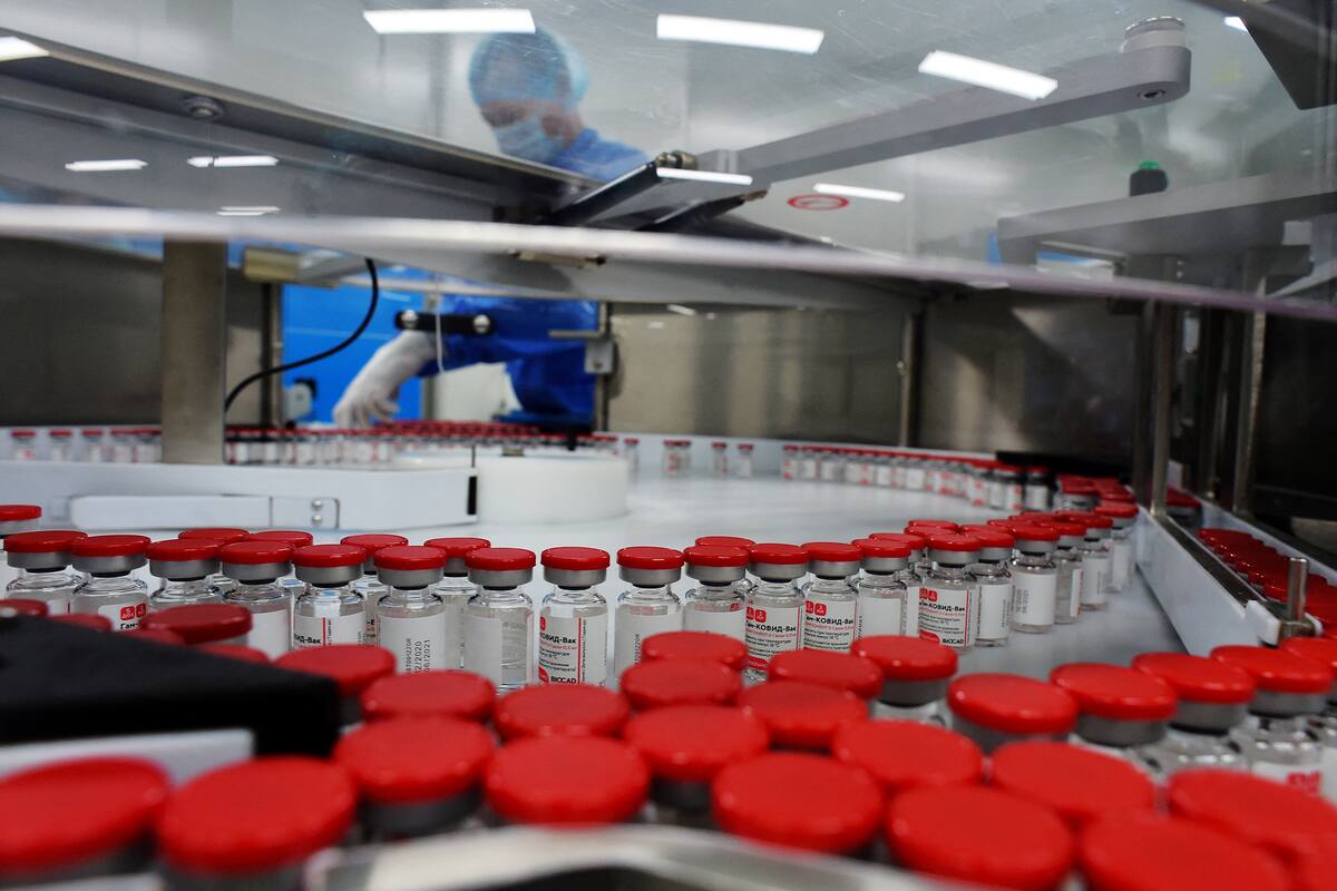 En el mundo se han aplicado aproximadamente 360 millones de dosis de la vacuna contra el coronavirus