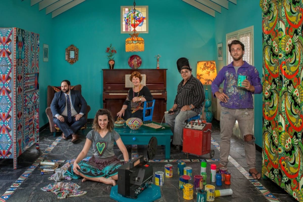 En El Ojo y el Diamante, la familia de artistas está compuesta por: Norma Pedrotti y Lucas, Carolina, Mario y Matías Risé