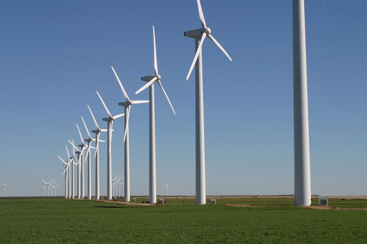 En el país hay aproximadamente 800 molinos con capacidad instalada de 3000 MW.