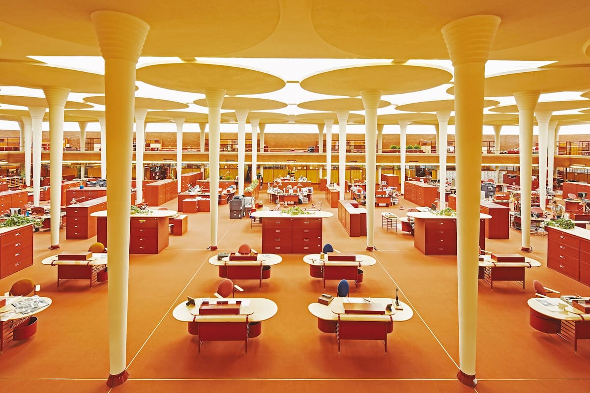 En el parate obligado por la cuarentena, las empresas piensan cómo transformarán el espacio tradicional de trabajo con la (nueva) normalidad. Profilácticas, policéntricas, híbridas, remotas, ¿cómo serán las oficinas de la pospandemia?