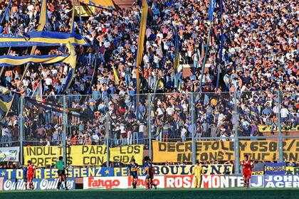 En el partido entre Boca Juniors y Lanús, disputado el 8 de abril de 1996, se mostraron carteles con pedidos de los amotinados de las cárceles del país