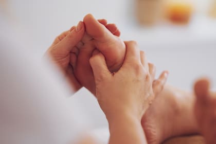 En el pie hay más de 7000 terminaciones nerviosas que se conectan entre sí, con distintos órganos y sistemas del cuerpo