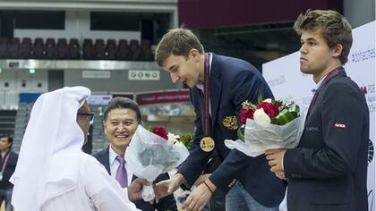 En el podio del Mundial Blitz, Karjakin dejó atrás a Carlsen