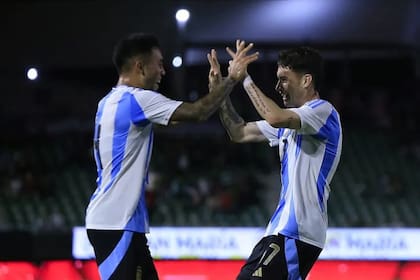 En el primer amistoso, la selección argentina Sub 23 derrotó a México 4 a 2
