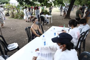 En el primer día del 2022 se registraron más de 20.000 contagios de coronavirus