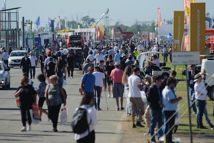 En el primer día pasaron por la muestra 25.000 personas. Foto: Marcelo Manera