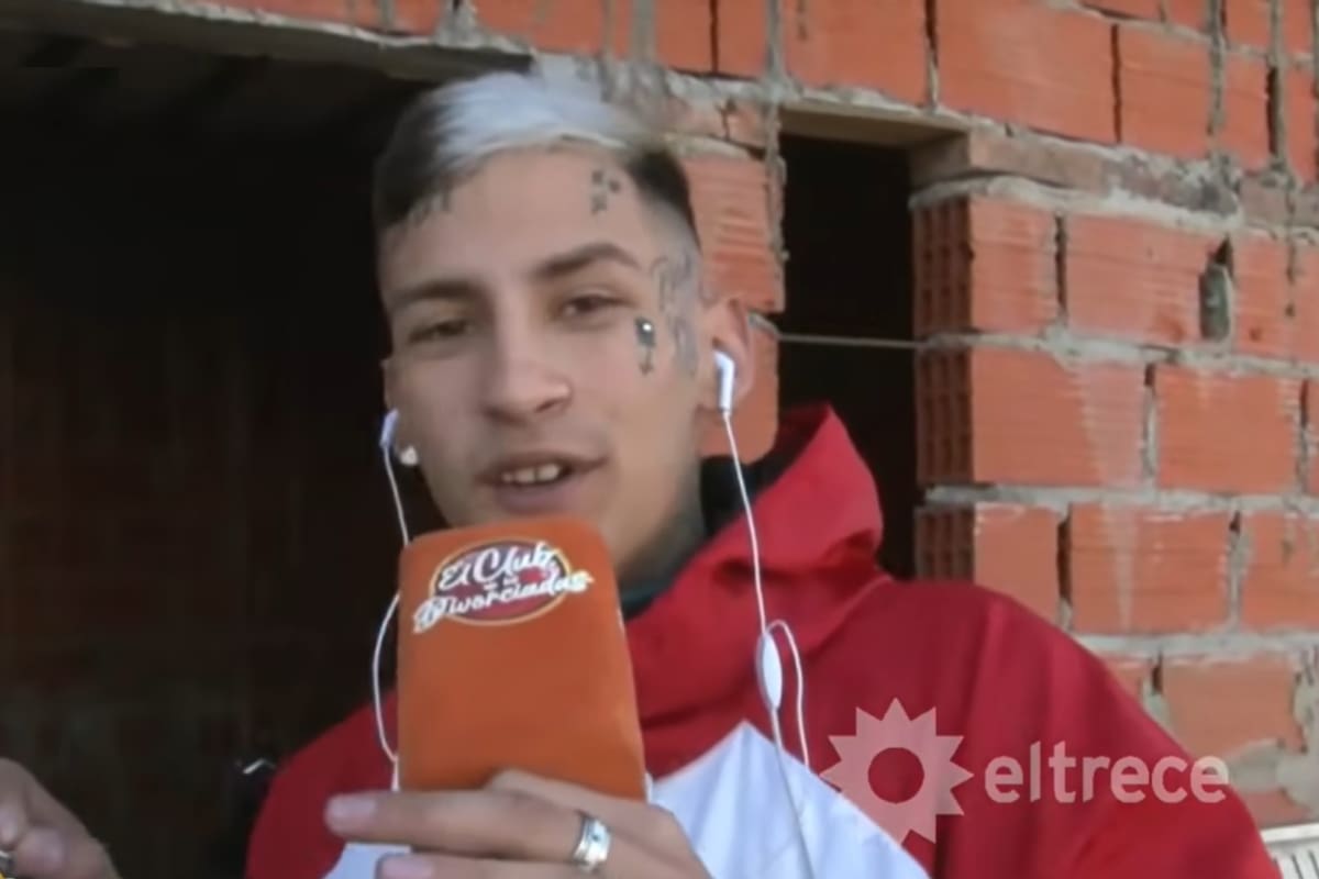 En el programa de Laurita Fernández, L-Gante mostró la casa donde convive con su madre en la provincia de Buenos Aires