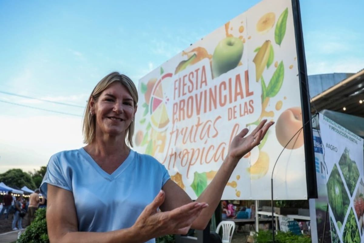 Uma cidade que produz frutas tropicais graças ao seu enforcamento em uma serra