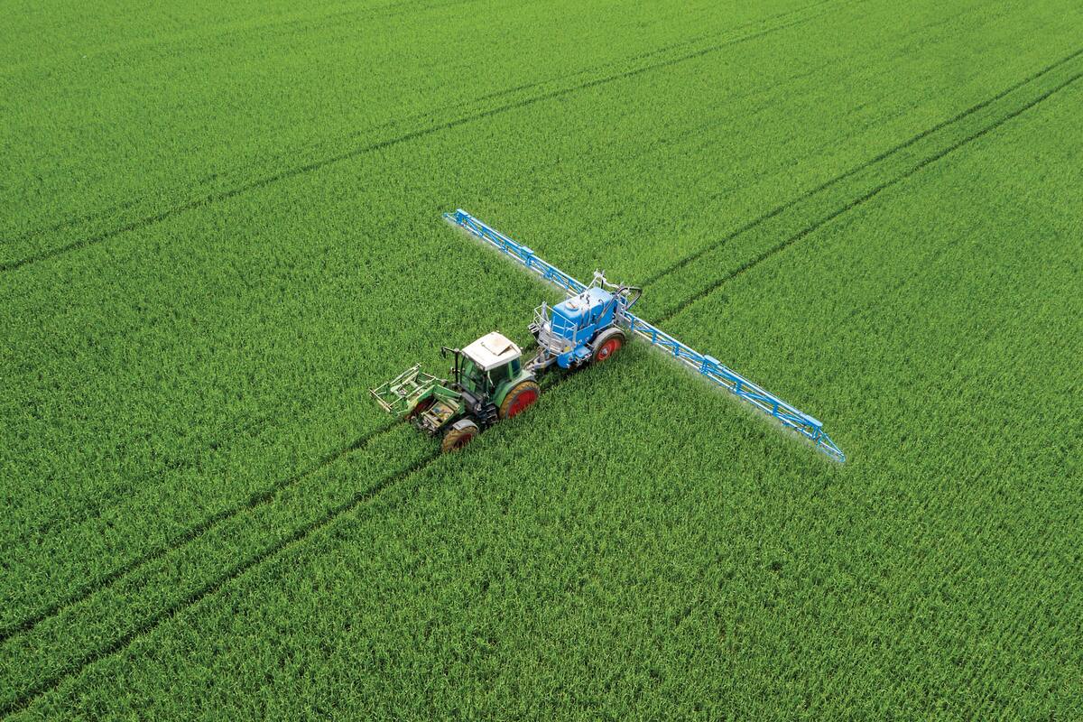 En el sector se importan fitosanitarios por unos US$3000 millones