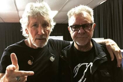 En el show del martes, Waters había reproducido parte de "La memoria" desde su celular