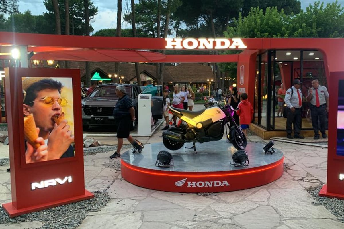 En el stand de Honda en Cariló se exhibe la nueva NAVI, que se fabricará en el país