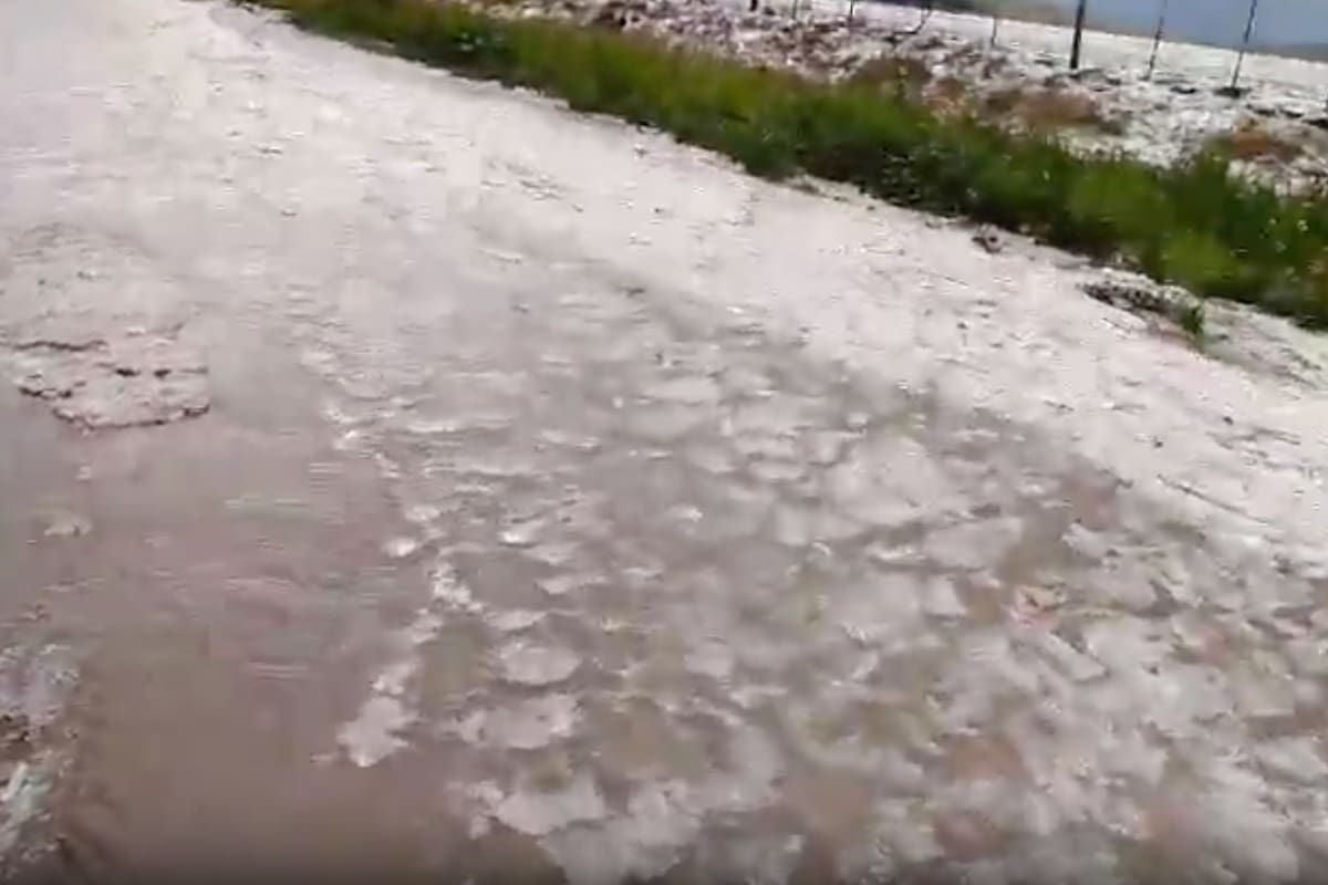 En el sudeste bonaerense, un temporal de lluvia y granizo dejó hasta 150 milímetros en el paraje Dos Naciones, en Lobería
