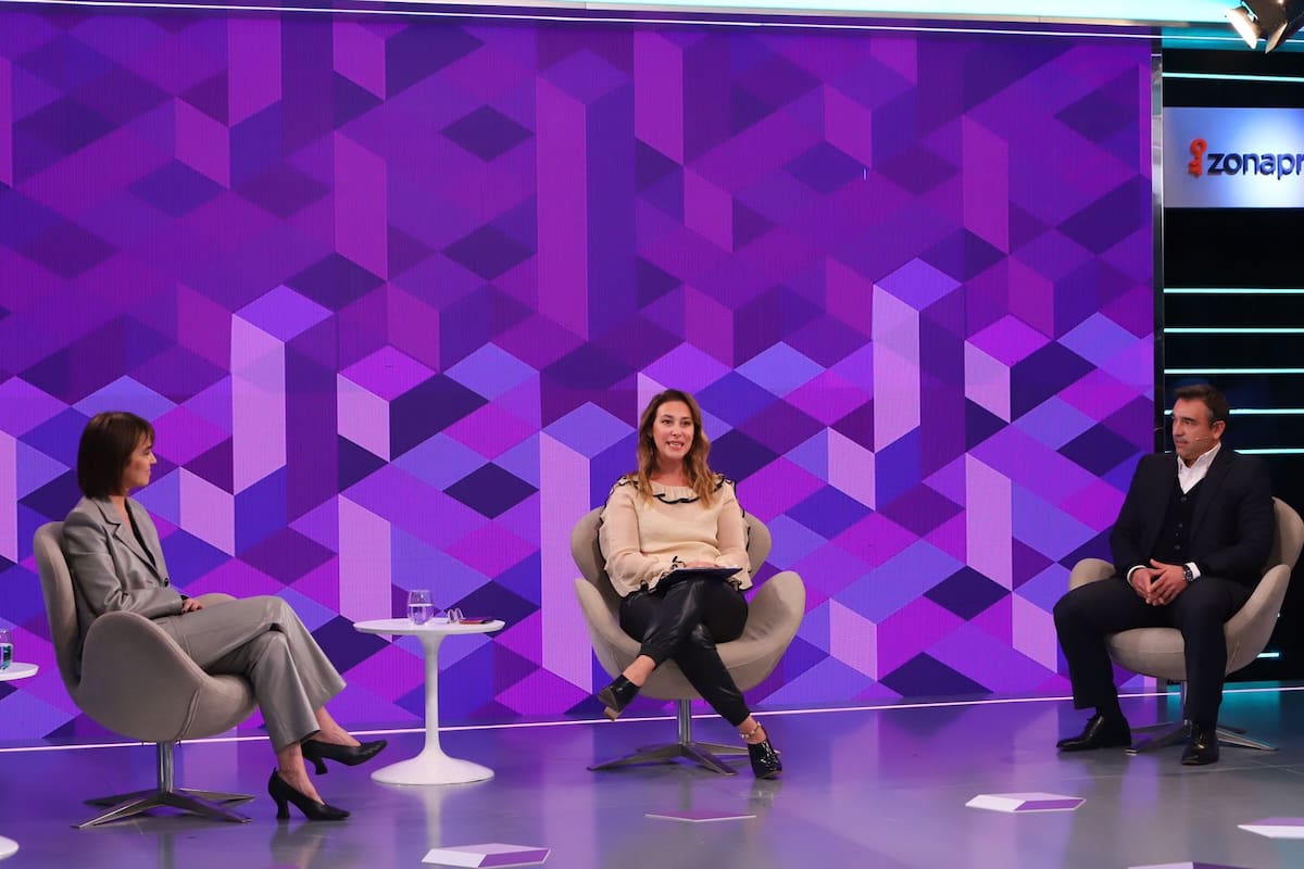 En el Summit de Real Estate, la arquitecta Paula de Elía junto a Fernando Novoa Ugarte, socio de Newmark Argentina, conversaron sobre el desafío de la reconversión de las oficinas