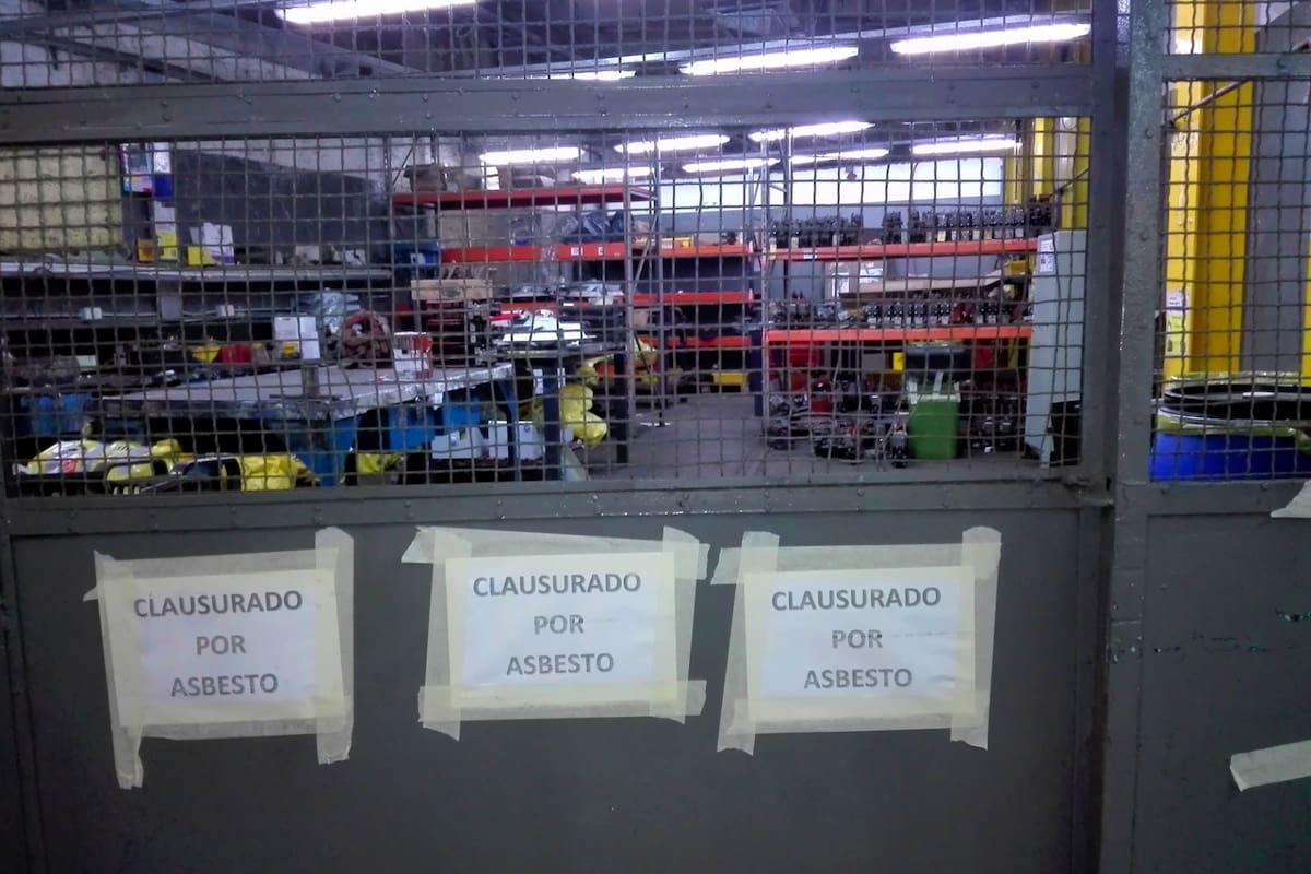 En el taller Rancagua se está tratando con retención de tareas por la presencia de amianto en varias piezas de las formaciones