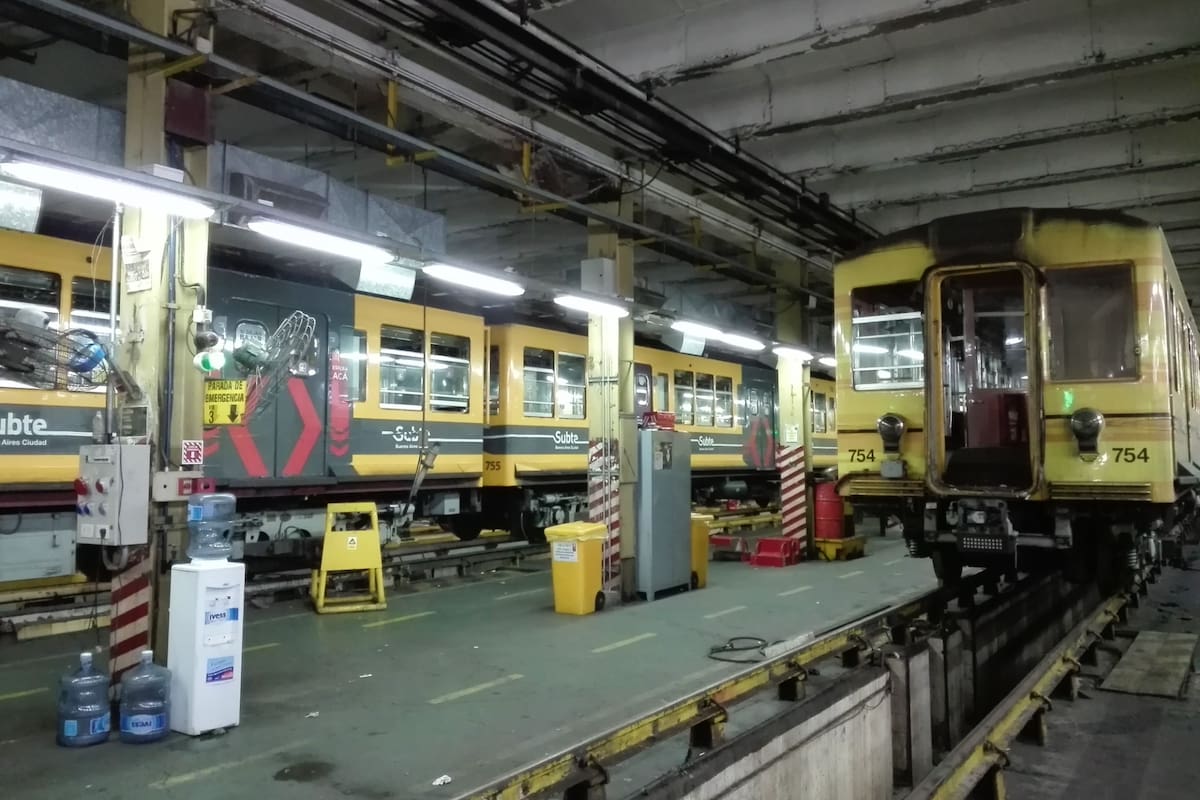 En el taller Rancagua se está tratando con retención de tareas por la presencia de amianto en varias piezas de las formaciones