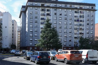 En el terreno subastado hoy funciona un estacionamiento