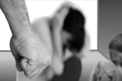 "En el tipo de atención que reciba la mujer cuando denuncia se juega su vida y, muchas veces, también la de sus hijos”, afirma Ada Rico