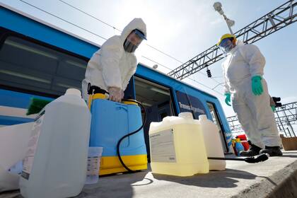 En el tren Roca comenzaron las pruebas con el nuevo sanitizante que combate el coronavirus Covid-19.