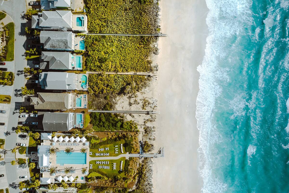 En el último mes, mejoraron ligeramente las condiciones del mercado inmobiliario del sur de Florida para los compradores ansiosos de encontrar una propiedad