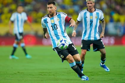 En el último partido del 2023 la selección argentina le ganó a Brasil en el estadio Maracaná 1 a 0