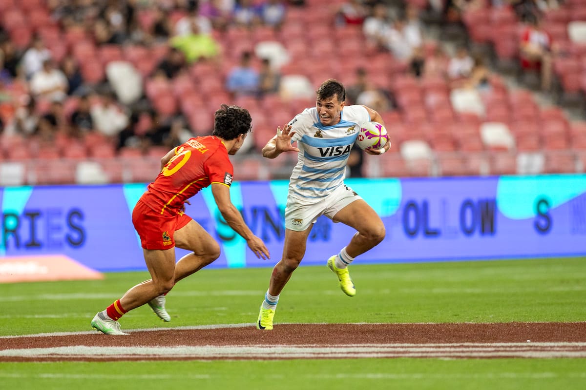En el último partido entre los Pumas 7s y España, el equipo dirigido por Santiago Gómez Cora ganó 33 a 14; se enfrentan en la semifinal