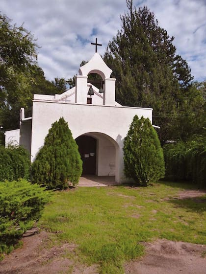 En el valle de Punilla, Nuestra Señora de los Dolores data de 1750.