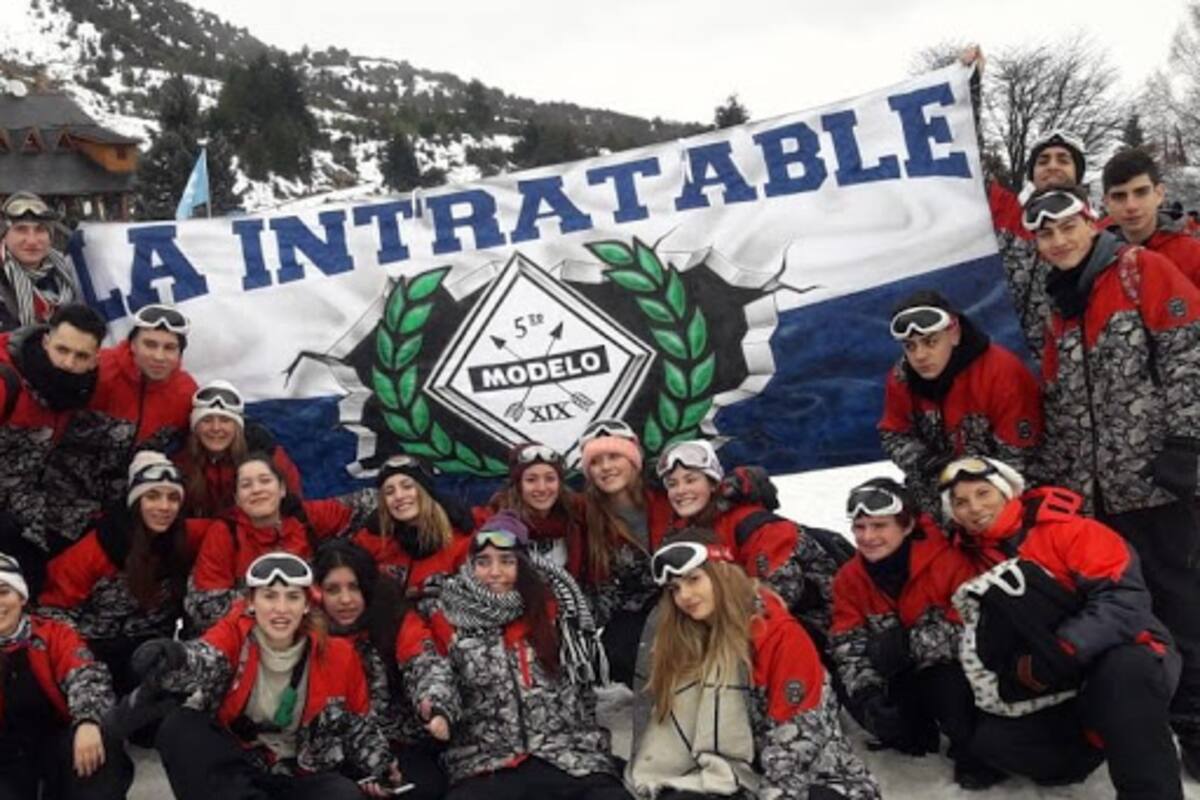 En el viaje de egresados que compartieron hace unos meses