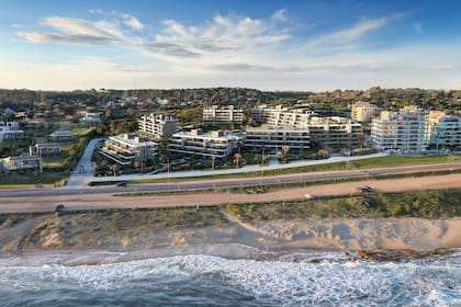 En enero 2026 se lanza la nueva etapa, con apartamentos aterrazados diseñados por Gómez Platero.