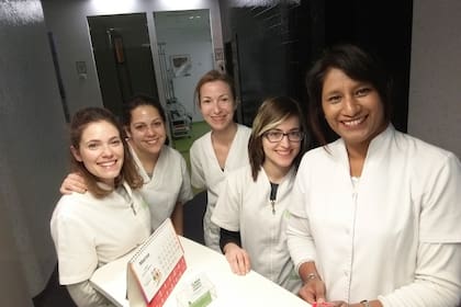 En España, Beatriz conoció gente maravillosa.