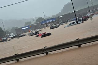La Guardia Nacional se despliega ante fuertes inundaciones en Virginia