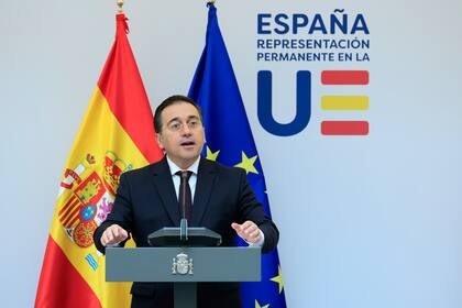 En esta imagen de archivo, el ministro de Exteriores de España, José Manuel Albares, durante una conferencia de prensa en Bruselas, el 27 de mayo de 2024. (AP Photo/Geert Vanden Wijngaert, archivo)