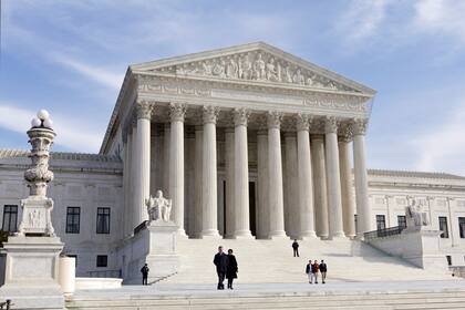 En esta imagen del 25 de enero de 2012 se ve el edificio de la Suprema Corte, en Washington. (AP Foto/J. Scott Applewhite, Archivo)