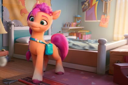 En esta imagen difundida por Netflix, el personaje de Sunny en una escena de "My Little Pony: A New Generation", que se estrena el 24 de septiembre. (Hasbro, Inc./Netflix vía AP)