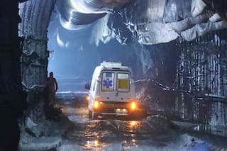 Gas tóxico frena el rescate de 13 trabajadores atrapados en túnel hidroeléctrico en India