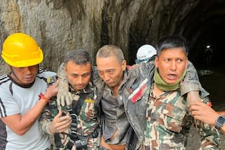 Familia de sobreviviente chino de inundación en Nepal se dice aliviada tras días de angustia